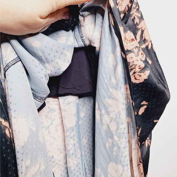 Saltwater LUXE Alyvia Midi Dress M Dark Ivy Floral Cottage Boho Smocked Puff - Picture 9 of 14